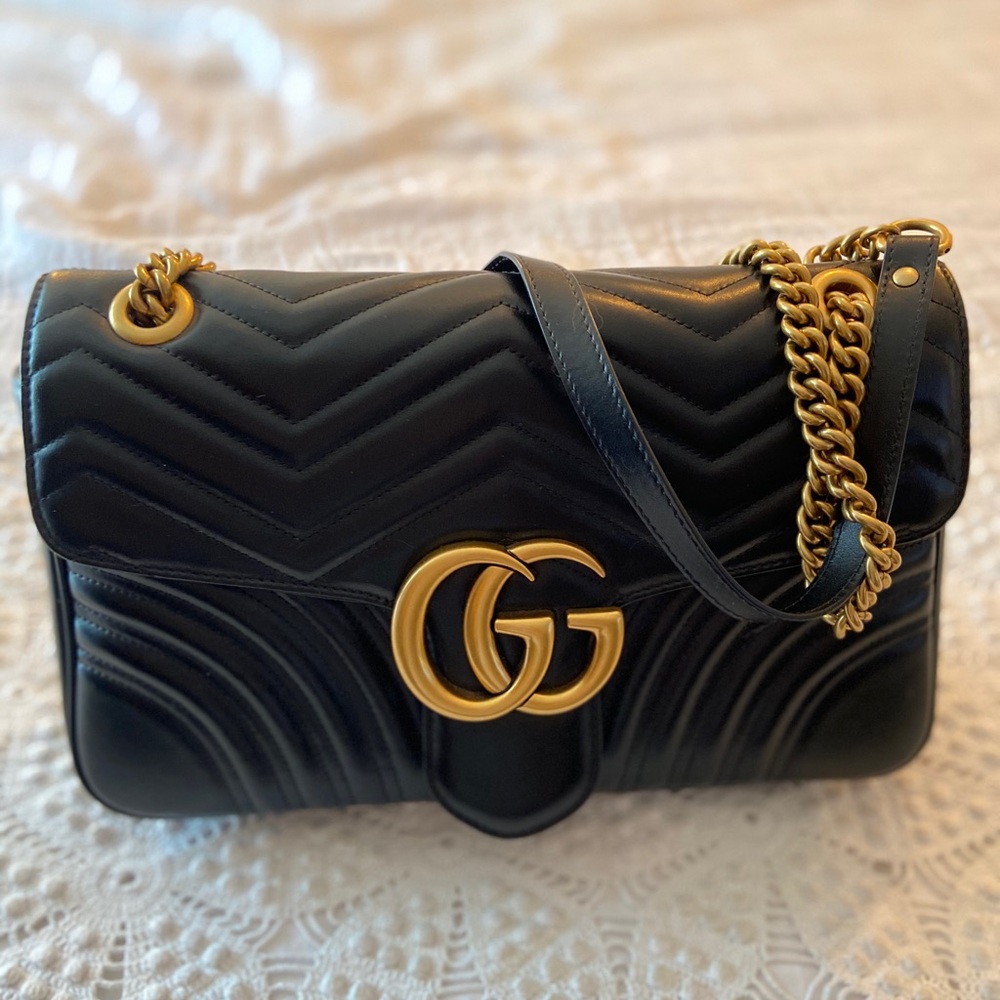 COPY - Gucci Marmont medium black leather shoulde…